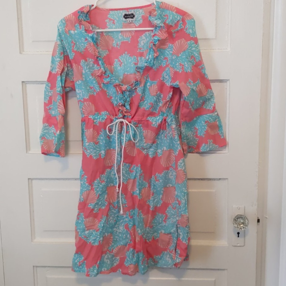 Resort wear beach cover up